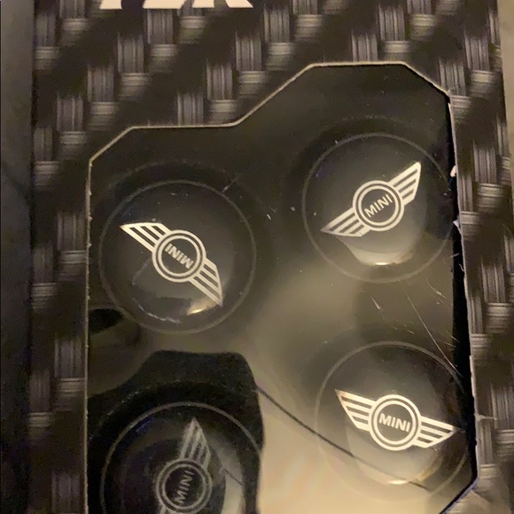 New Mini Metal LicensePlate Bolts - Picture 2 of 2